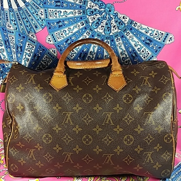 Louis Vuitton Handbags - Authentic Louis Vuitton Monogram Speedy 35